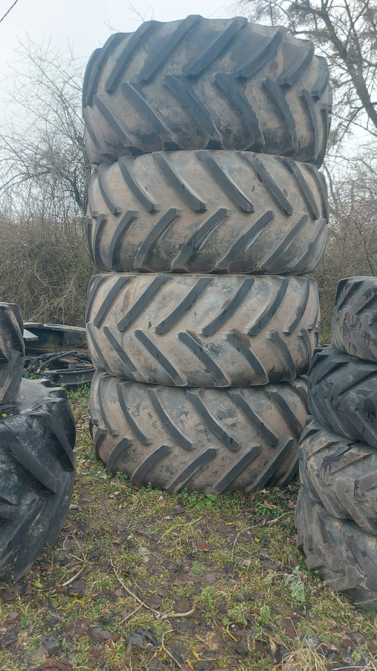 Claas Xerion - koła felgi opony 800/70R38 800/70/38 - Riteņa disks - Lauksaimniecības tehnika: foto 4 Claas Xerion - koła felgi opony 800/70R38 800/70/38 - Riteņa disks - Lauksaimniecības tehnika: foto 4