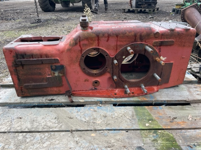 Deutz Fahr 2004 - Obudowa Tylnego Mostu | Obudowa Skrzyni Biegów - Asis un rezerves daļas - Lauksaimniecības tehnika: foto 2 Deutz Fahr 2004 - Obudowa Tylnego Mostu | Obudowa Skrzyni Biegów - Asis un rezerves daļas - Lauksaimniecības tehnika: foto 2