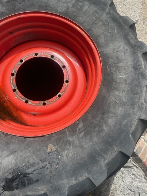 Felga claas xerion DW23x38 , Dw 23x38 - Riteņa disks - Lauksaimniecības tehnika: foto 3 Felga claas xerion DW23x38 , Dw 23x38 - Riteņa disks - Lauksaimniecības tehnika: foto 3