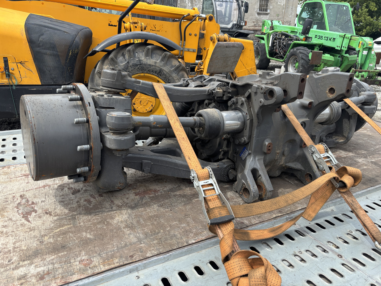 Fendt 936 939 Vario - most przedni CZĘŚCI - zwolnica zwrotnica obudowa siłownik 980/10141854 - Grozāmass - Lauksaimniecības tehnika: foto 1 Fendt 936 939 Vario - most przedni CZĘŚCI - zwolnica zwrotnica obudowa siłownik 980/10141854 - Grozāmass - Lauksaimniecības tehnika: foto 1