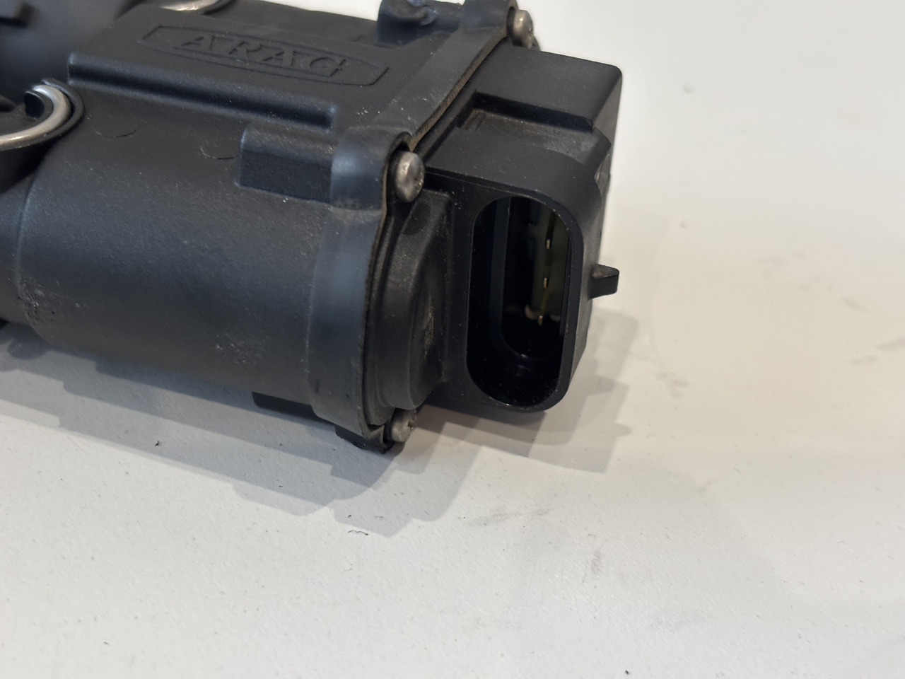 Fendt Rogator Zawór podwójny rozpylaczy ACP0436190 - Hidrauliskais vārsts - Lauksaimniecības tehnika: foto 4 Fendt Rogator Zawór podwójny rozpylaczy ACP0436190 - Hidrauliskais vārsts - Lauksaimniecības tehnika: foto 4