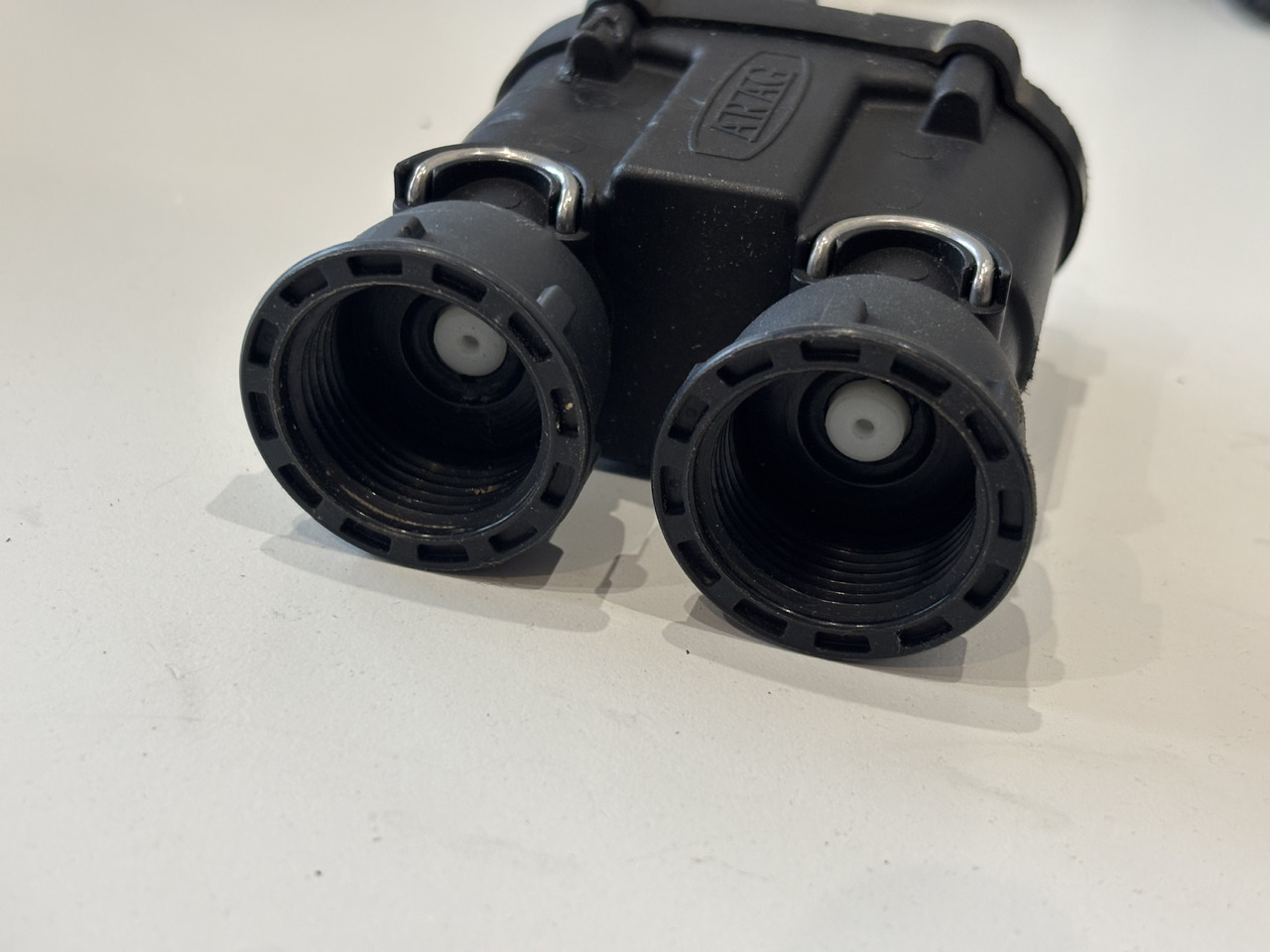 Fendt Rogator Zawór podwójny rozpylaczy ACP0436190 - Hidrauliskais vārsts - Lauksaimniecības tehnika: foto 3 Fendt Rogator Zawór podwójny rozpylaczy ACP0436190 - Hidrauliskais vārsts - Lauksaimniecības tehnika: foto 3