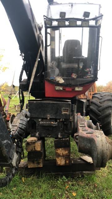 Harwester Valmet 911 Komatsu - Kabina - Kabīne - Harvesters: foto 1 Harwester Valmet 911 Komatsu - Kabina - Kabīne - Harvesters: foto 1
