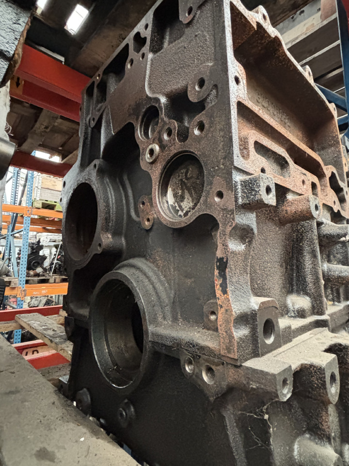 JCB 526-55 (32001852) Blok Silnika - Cilindru bloks - Lauksaimniecības tehnika: foto 3 JCB 526-55 (32001852) Blok Silnika - Cilindru bloks - Lauksaimniecības tehnika: foto 3