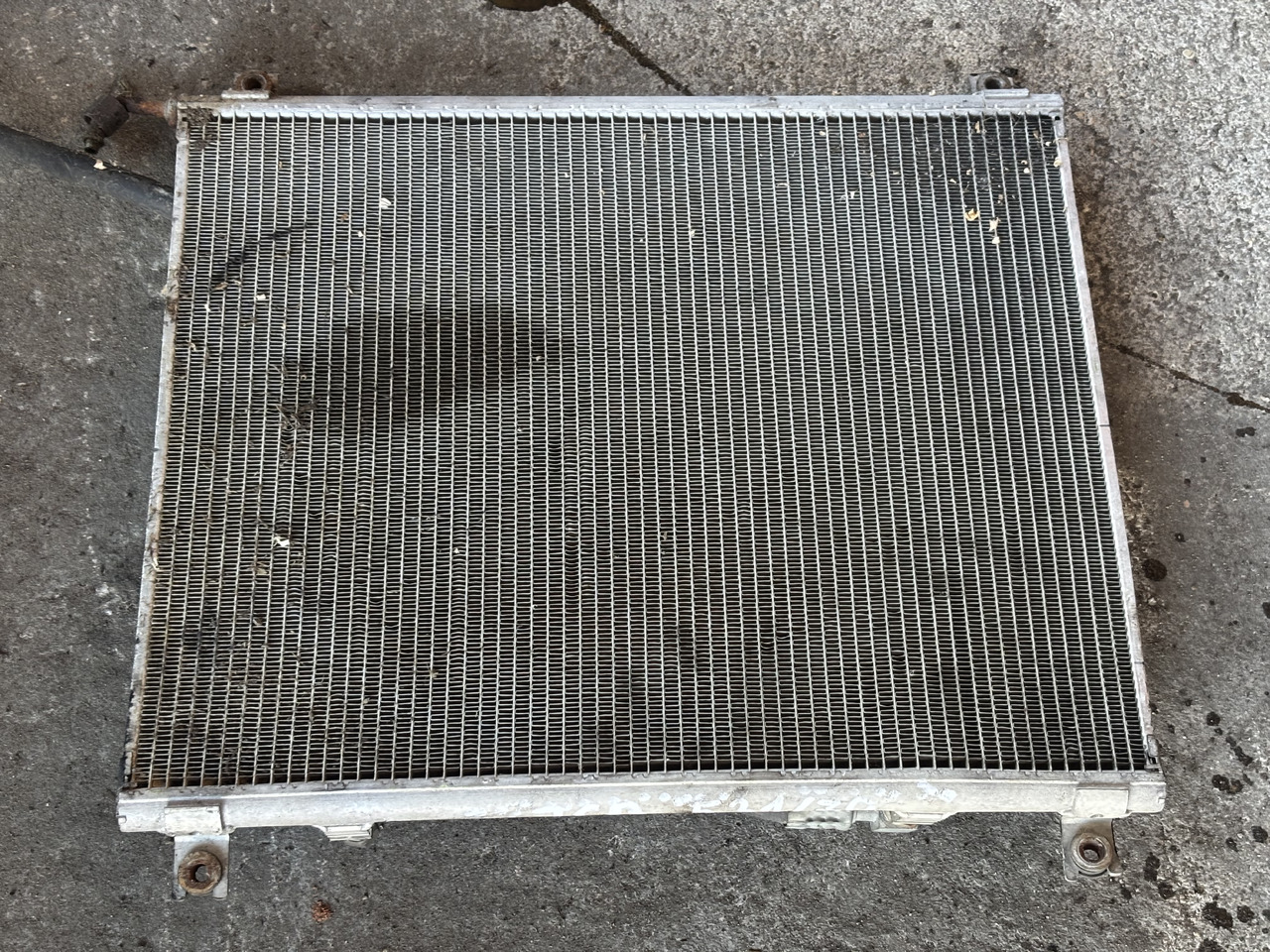 JCB 531-70 Chłodnica Klimatyzacji - Kondicioniera kompresors - Celtniecības tehnika: foto 1 JCB 531-70 Chłodnica Klimatyzacji - Kondicioniera kompresors - Celtniecības tehnika: foto 1