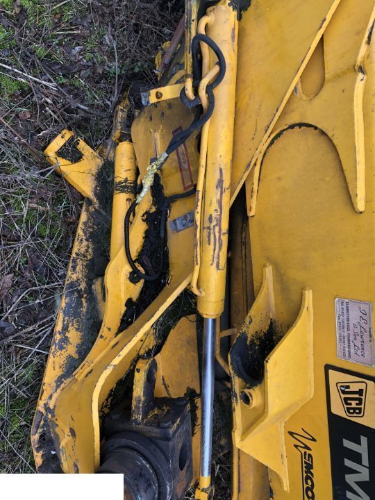 JCB TM 300 Siłownik Skrętu - Hidrauliskais cilindrs - Teleskopiskais iekrāvējs: foto 3 JCB TM 300 Siłownik Skrętu - Hidrauliskais cilindrs - Teleskopiskais iekrāvējs: foto 3