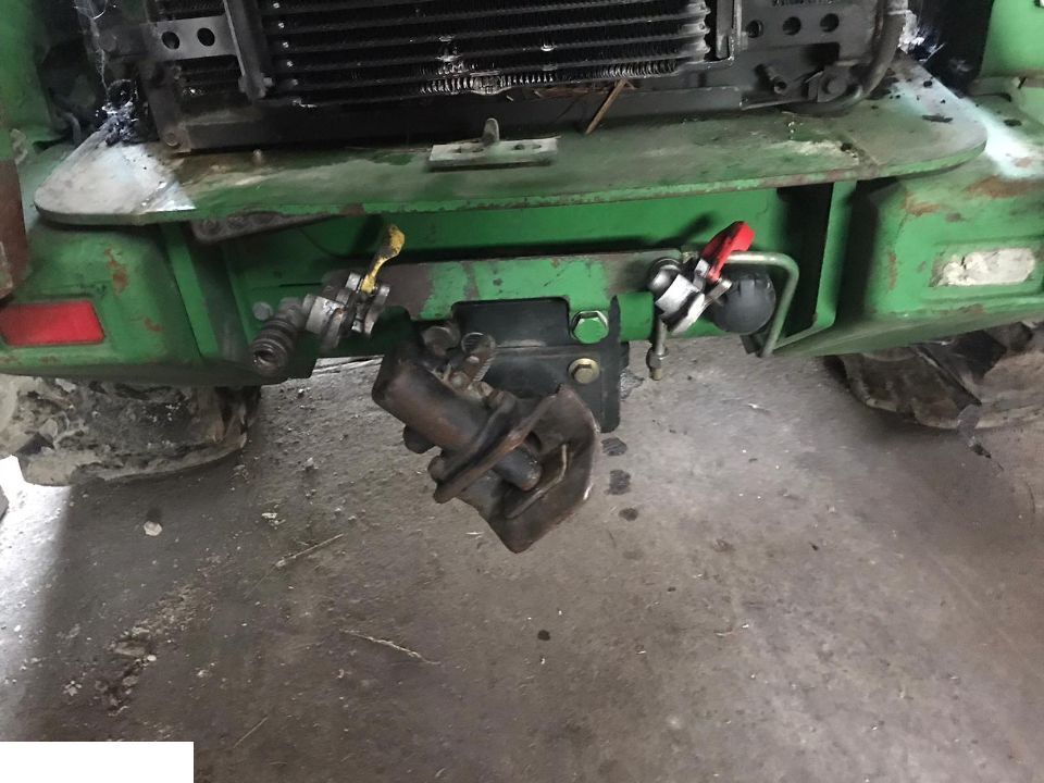 Rāmis/ Šasija - Lauksaimniecības tehnika John Deere 3400 - CZĘŚCI - Zaczep: foto 11