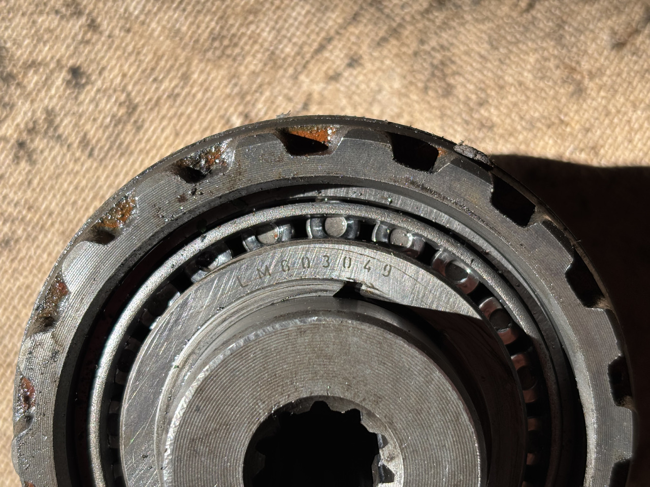 John Deere 6010 6110 6210 Przekładnia Zębata Łożysko Tuleja L155492 L155244 P59361 AL82960 L77774 - Pārnesumkārba un rezerves daļas - Lauksaimniecības tehnika: foto 4 John Deere 6010 6110 6210 Przekładnia Zębata Łożysko Tuleja L155492 L155244 P59361 AL82960 L77774 - Pārnesumkārba un rezerves daļas - Lauksaimniecības tehnika: foto 4