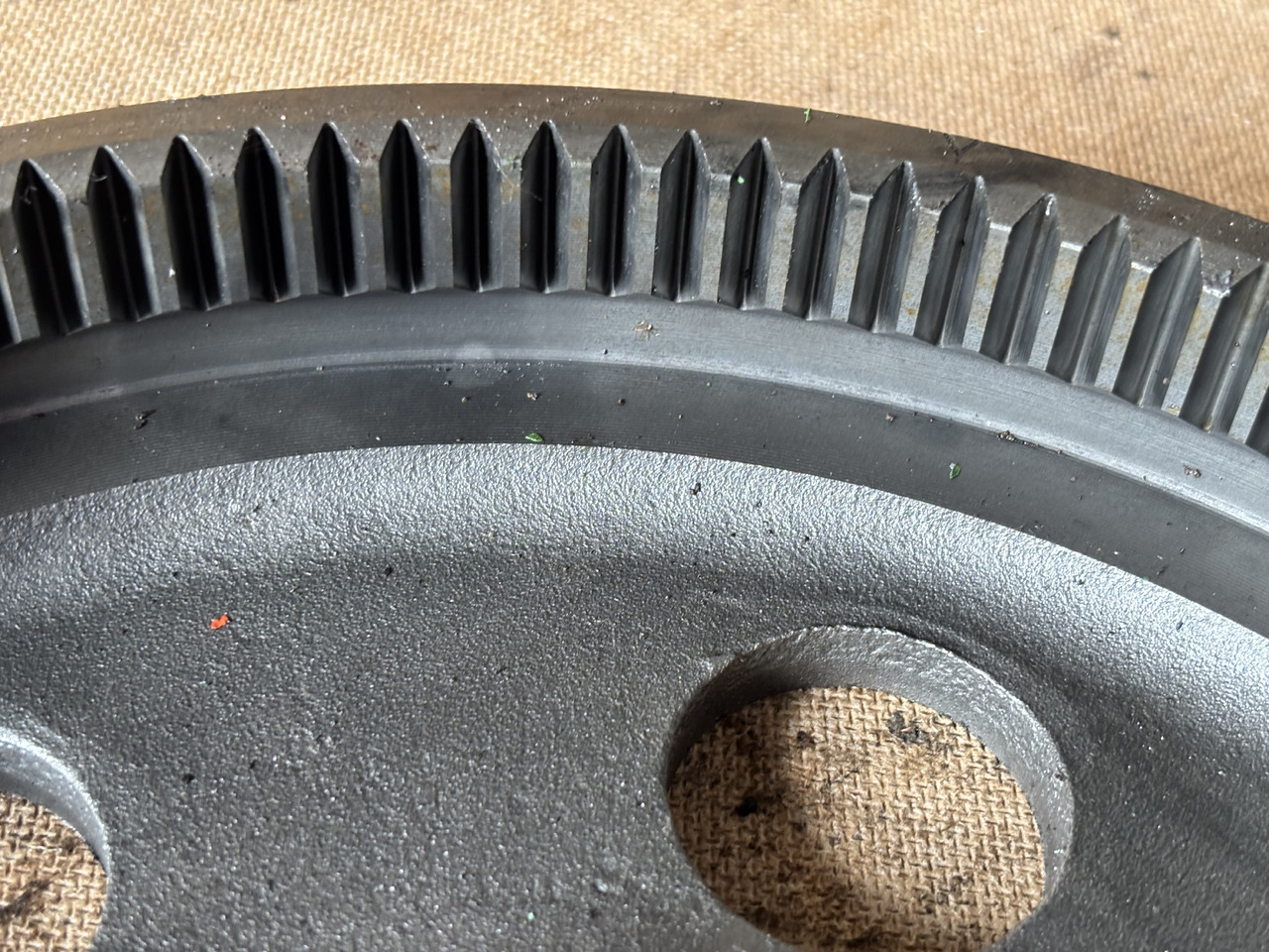 John Deere 6100 6200 6300 6400 Koło Koronkowe Słoneczne Wieniec Koło Tryb R101173 R245934 - Pārnesumkārba un rezerves daļas - Lauksaimniecības tehnika: foto 2 John Deere 6100 6200 6300 6400 Koło Koronkowe Słoneczne Wieniec Koło Tryb R101173 R245934 - Pārnesumkārba un rezerves daļas - Lauksaimniecības tehnika: foto 2