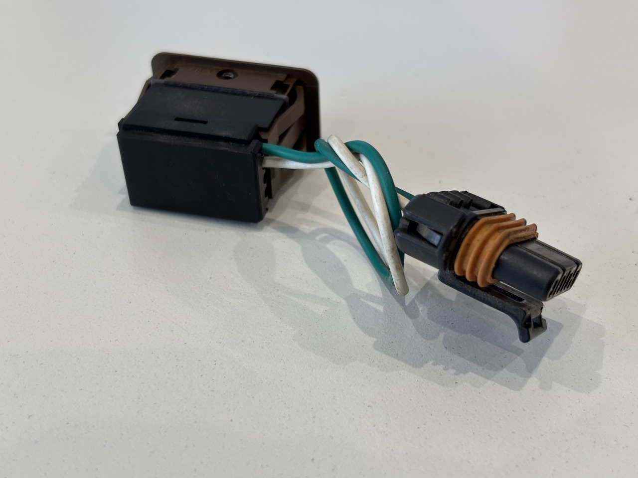 John Deere 6110 6210 Przełącznik Przycisk Włącznik AL151416 - Elektrosistēma - Lauksaimniecības tehnika: foto 2 John Deere 6110 6210 Przełącznik Przycisk Włącznik AL151416 - Elektrosistēma - Lauksaimniecības tehnika: foto 2