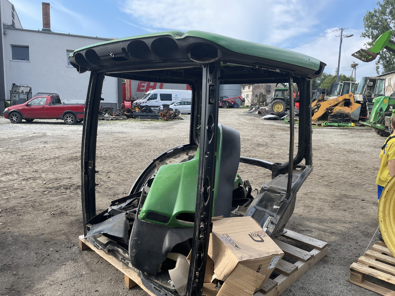 John Deere 6110R 6120R 6130R - kabina - Kabīne - Lauksaimniecības tehnika: foto 4 John Deere 6110R 6120R 6130R - kabina - Kabīne - Lauksaimniecības tehnika: foto 4