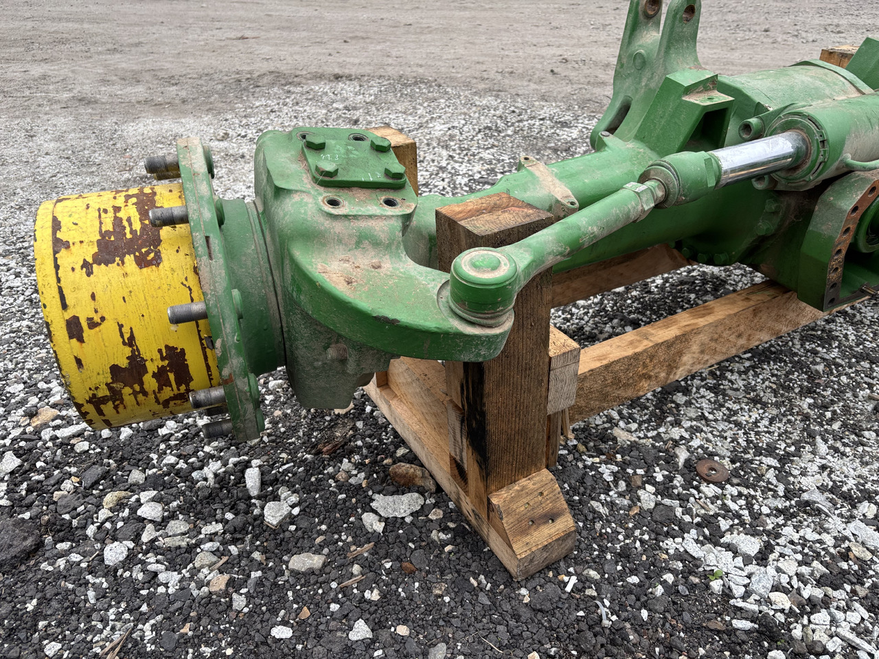 John Deere 6175 6195 6215 6R 175 195 215 Obudowa Zwrotnicy L216965 - Grozāmass - Lauksaimniecības tehnika: foto 1 John Deere 6175 6195 6215 6R 175 195 215 Obudowa Zwrotnicy L216965 - Grozāmass - Lauksaimniecības tehnika: foto 1