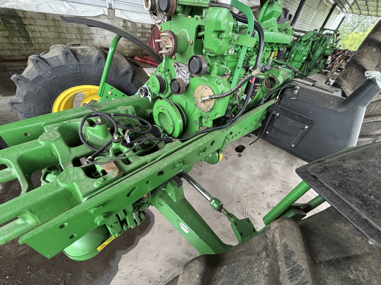 John Deere 6510, 6610 Rama główna AL119611 AL113072 - Rāmis/ Šasija - Lauksaimniecības tehnika: foto 2 John Deere 6510, 6610 Rama główna AL119611 AL113072 - Rāmis/ Šasija - Lauksaimniecības tehnika: foto 2