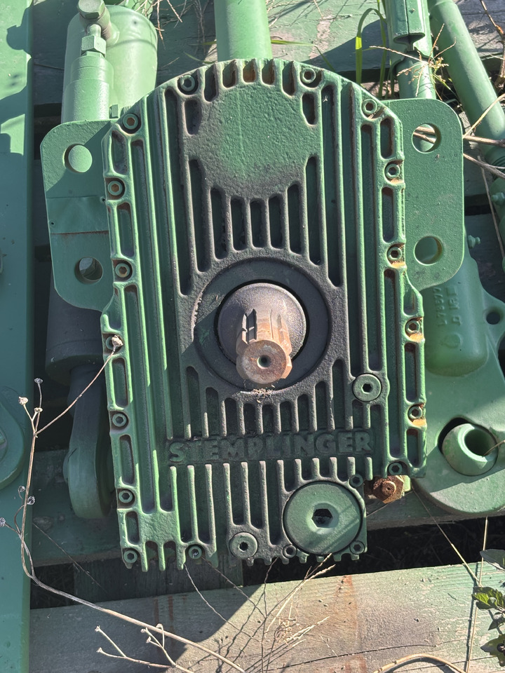 John Deere 6510 Przedni WOM L114345 L114340 L115648 - Pārnesumkārba un rezerves daļas - Lauksaimniecības tehnika: foto 3 John Deere 6510 Przedni WOM L114345 L114340 L115648 - Pārnesumkārba un rezerves daļas - Lauksaimniecības tehnika: foto 3