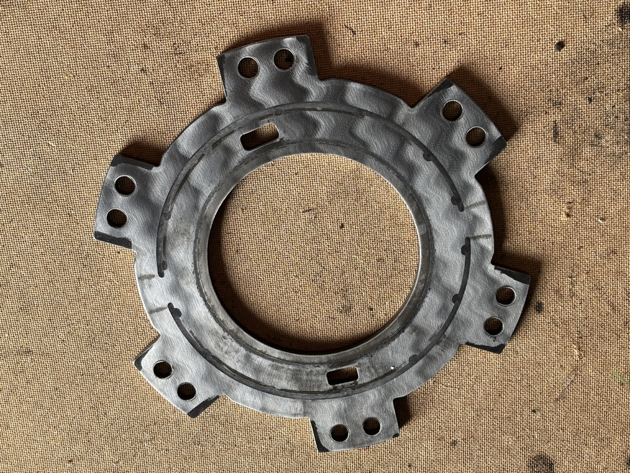 John Deere 6810 6910 Powrquad Power Quad Płytka sprzęgła R96806 - Sajūga disks - Traktors: foto 2 John Deere 6810 6910 Powrquad Power Quad Płytka sprzęgła R96806 - Sajūga disks - Traktors: foto 2