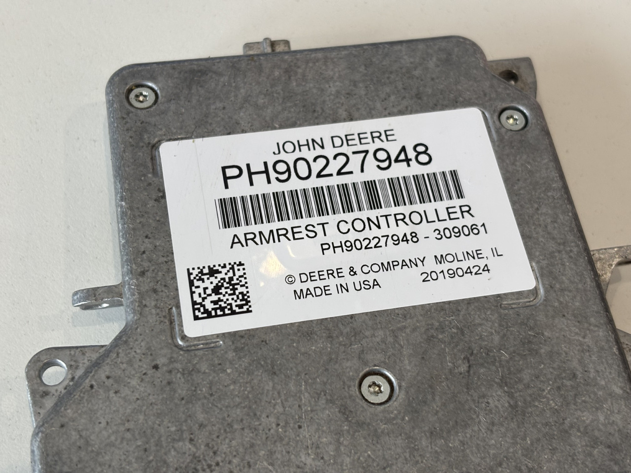 John Deere 6R 7M 6xxx Sterownik Jednostka Sterująca Moduł ACU PH90227948 - Elektroniskais vadības bloks (ECU) - Lauksaimniecības tehnika: foto 2 John Deere 6R 7M 6xxx Sterownik Jednostka Sterująca Moduł ACU PH90227948 - Elektroniskais vadības bloks (ECU) - Lauksaimniecības tehnika: foto 2