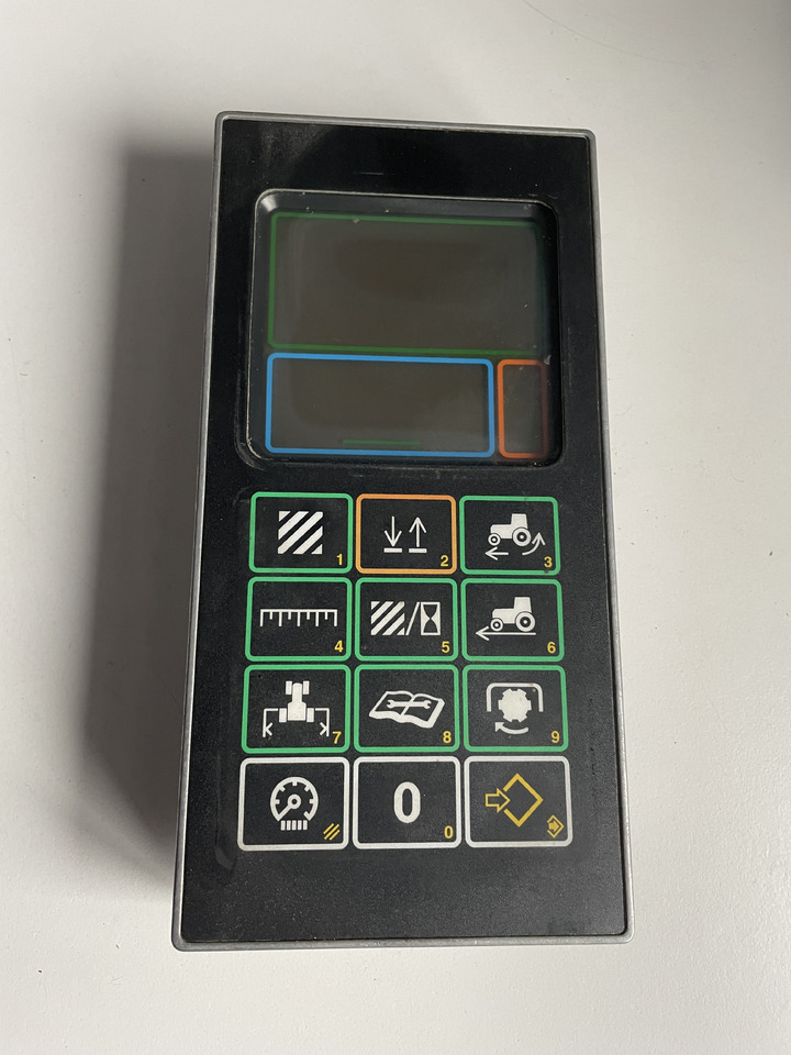 John Deere Performance Monitor - terminal RE51304 RE61600 - Kabīne un interjers - Lauksaimniecības tehnika: foto 1 John Deere Performance Monitor - terminal RE51304 RE61600 - Kabīne un interjers - Lauksaimniecības tehnika: foto 1
