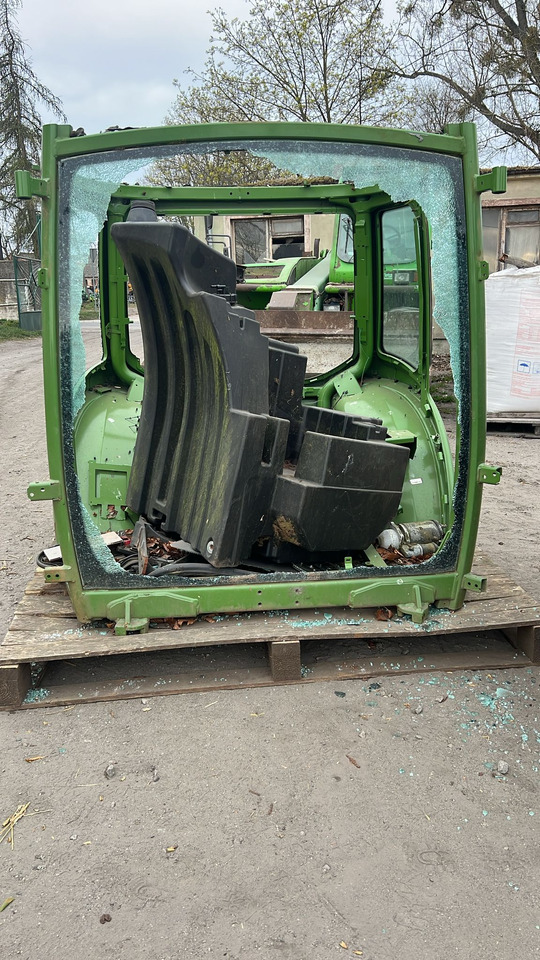 Kabina Fendt 900 - Kabīne - Traktors: foto 5 Kabina Fendt 900 - Kabīne - Traktors: foto 5