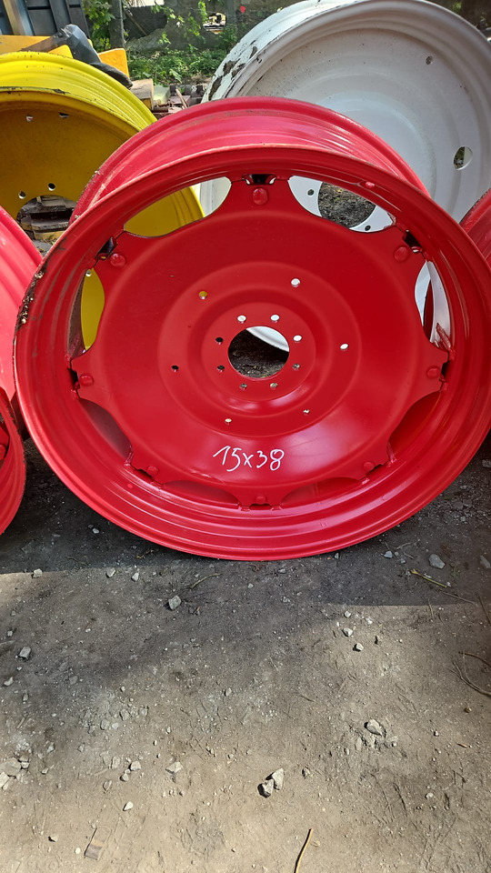 Koło felga 15x38" 38" - Riteņa disks - Lauksaimniecības tehnika: foto 1 Koło felga 15x38" 38" - Riteņa disks - Lauksaimniecības tehnika: foto 1
