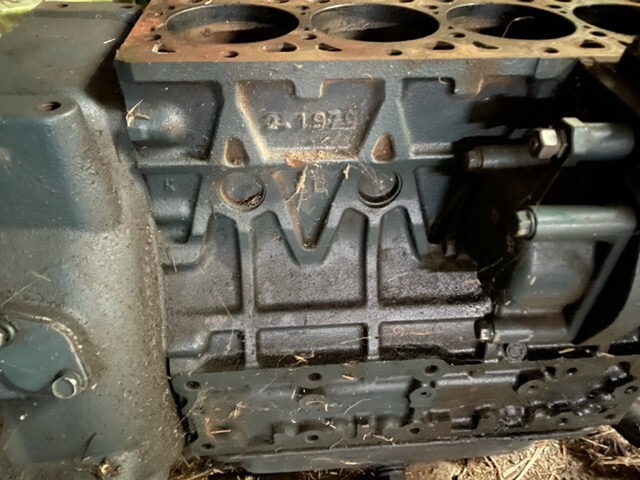 Kubota V2203 Blok cylindrów Kubota 2.197 - Cilindru bloks - Lauksaimniecības tehnika: foto 1 Kubota V2203 Blok cylindrów Kubota 2.197 - Cilindru bloks - Lauksaimniecības tehnika: foto 1