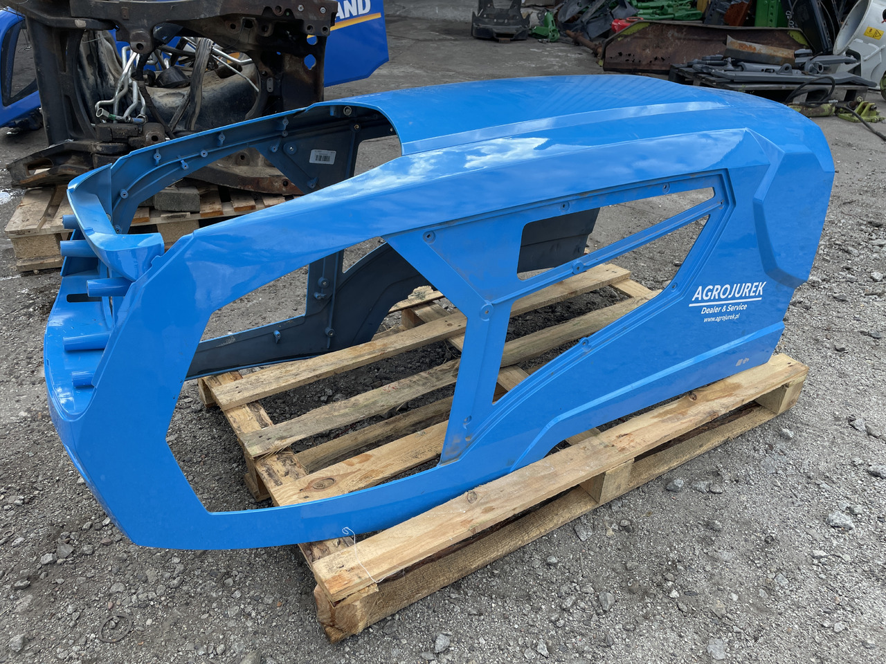 Landini 4-080 2013r. - maska silnika - Motora pārsegs - Lauksaimniecības tehnika: foto 1 Landini 4-080 2013r. - maska silnika - Motora pārsegs - Lauksaimniecības tehnika: foto 1