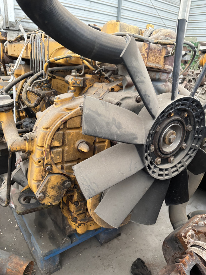 Liebherr D906TB D 904 TB Silnik Kompletny Blok Koło Zamachowe Wał Korbowy Pokrywa Miska CZĘŚCI - Spararats - Lauksaimniecības tehnika: foto 4 Liebherr D906TB D 904 TB Silnik Kompletny Blok Koło Zamachowe Wał Korbowy Pokrywa Miska CZĘŚCI - Spararats - Lauksaimniecības tehnika: foto 4