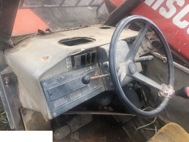 Manitou 626 - Siłownik Poziomowania - Hidrauliskais cilindrs - Lauksaimniecības tehnika: foto 1 Manitou 626 - Siłownik Poziomowania - Hidrauliskais cilindrs - Lauksaimniecības tehnika: foto 1