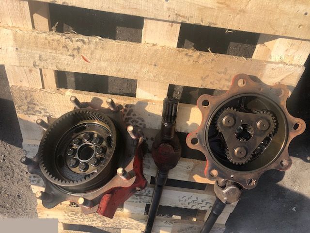 Manitou - Zwolnica Carraro - Sānpārvads - Celtniecības tehnika: foto 1 Manitou - Zwolnica Carraro - Sānpārvads - Celtniecības tehnika: foto 1