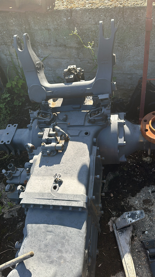 Massey Ferguson 5410 - 5430 claas arion most tylny zwolnica Wom częściej - Sānpārvads - Lauksaimniecības tehnika: foto 1 Massey Ferguson 5410 - 5430 claas arion most tylny zwolnica Wom częściej - Sānpārvads - Lauksaimniecības tehnika: foto 1