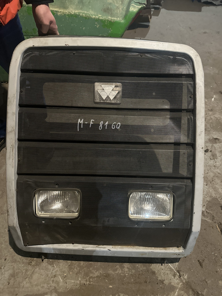 Massey Ferguson 8110 - 8180 grill maska przednia - Radiatora reste - Lauksaimniecības tehnika: foto 1 Massey Ferguson 8110 - 8180 grill maska przednia - Radiatora reste - Lauksaimniecības tehnika: foto 1