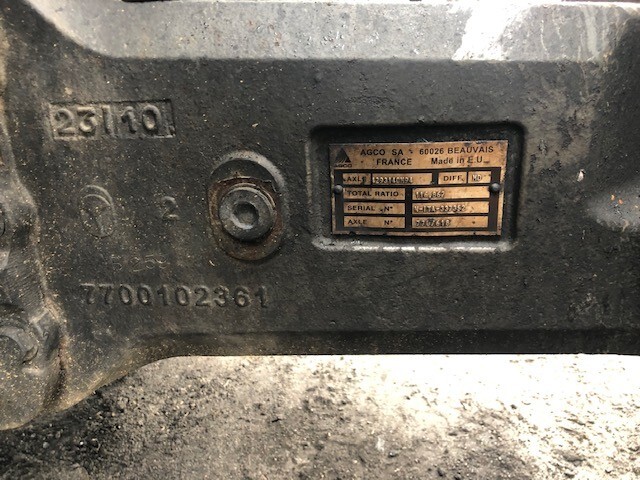 Priekšējā ass - Lauksaimniecības tehnika Massey Ferguson 8650 [CZĘŚCI] Oś Przednia: foto 7