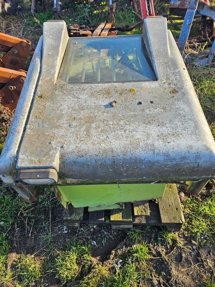 Matbro ładowarka - dach - Virsbūve un ārpuse - Lauksaimniecības tehnika: foto 3 Matbro ładowarka - dach - Virsbūve un ārpuse - Lauksaimniecības tehnika: foto 3