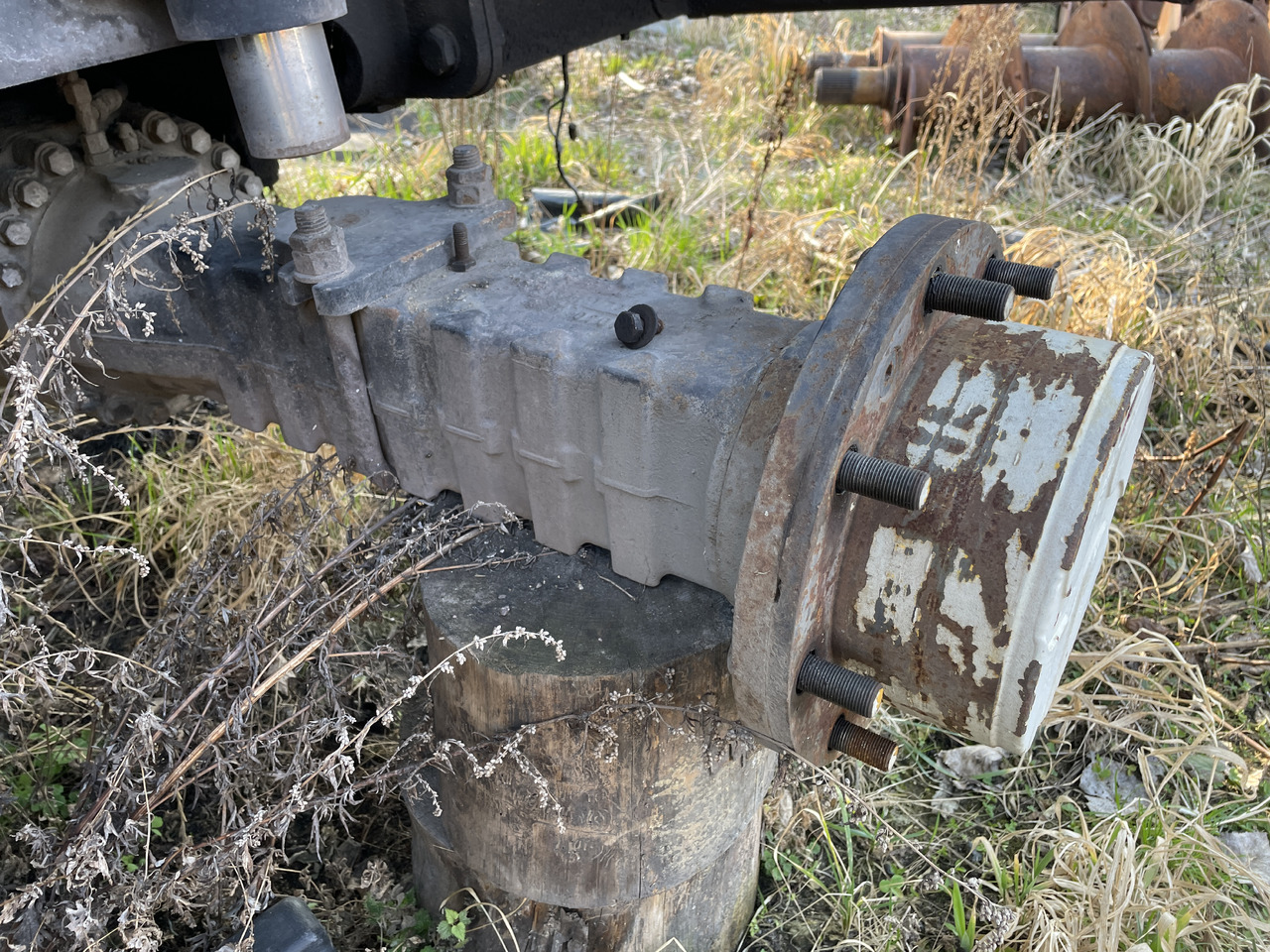 Mecalac 12 XVT - most tylny - zwolnica obudowa zwrotnica - Grozāmass - Lauksaimniecības tehnika: foto 1 Mecalac 12 XVT - most tylny - zwolnica obudowa zwrotnica - Grozāmass - Lauksaimniecības tehnika: foto 1