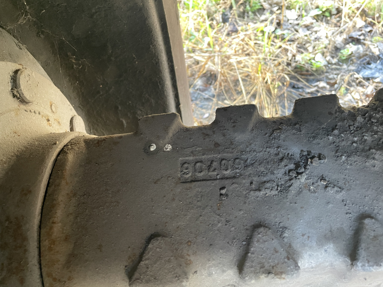 Mecalac 12 XVT - most tylny - zwolnica obudowa zwrotnica - Grozāmass - Lauksaimniecības tehnika: foto 3 Mecalac 12 XVT - most tylny - zwolnica obudowa zwrotnica - Grozāmass - Lauksaimniecības tehnika: foto 3