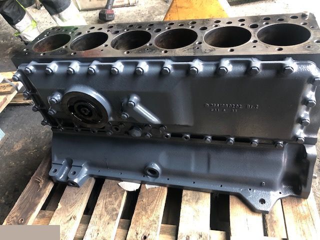 Mercedes om 366 la - Blok Cylindrów - Cilindru bloks - Lauksaimniecības tehnika: foto 3 Mercedes om 366 la - Blok Cylindrów - Cilindru bloks - Lauksaimniecības tehnika: foto 3