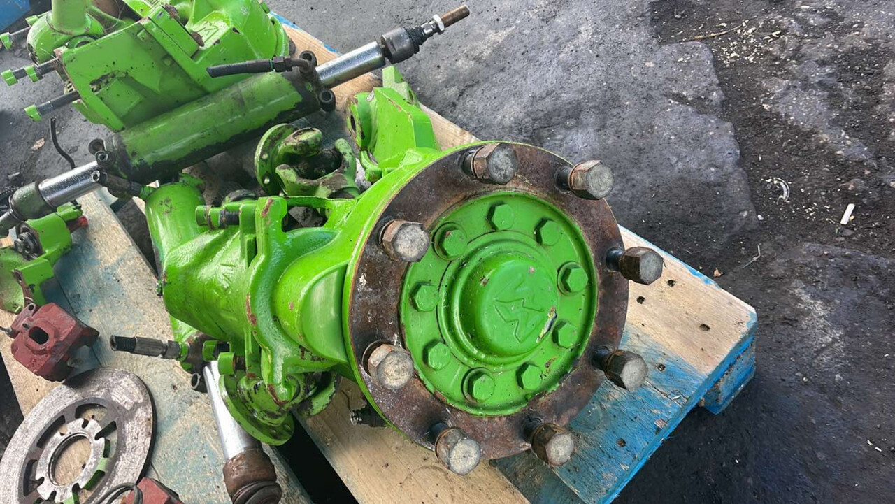 Merlo - Zwolnica | Zwrotnica | Półoś - Transmisija - Lauksaimniecības tehnika: foto 2 Merlo - Zwolnica | Zwrotnica | Półoś - Transmisija - Lauksaimniecības tehnika: foto 2