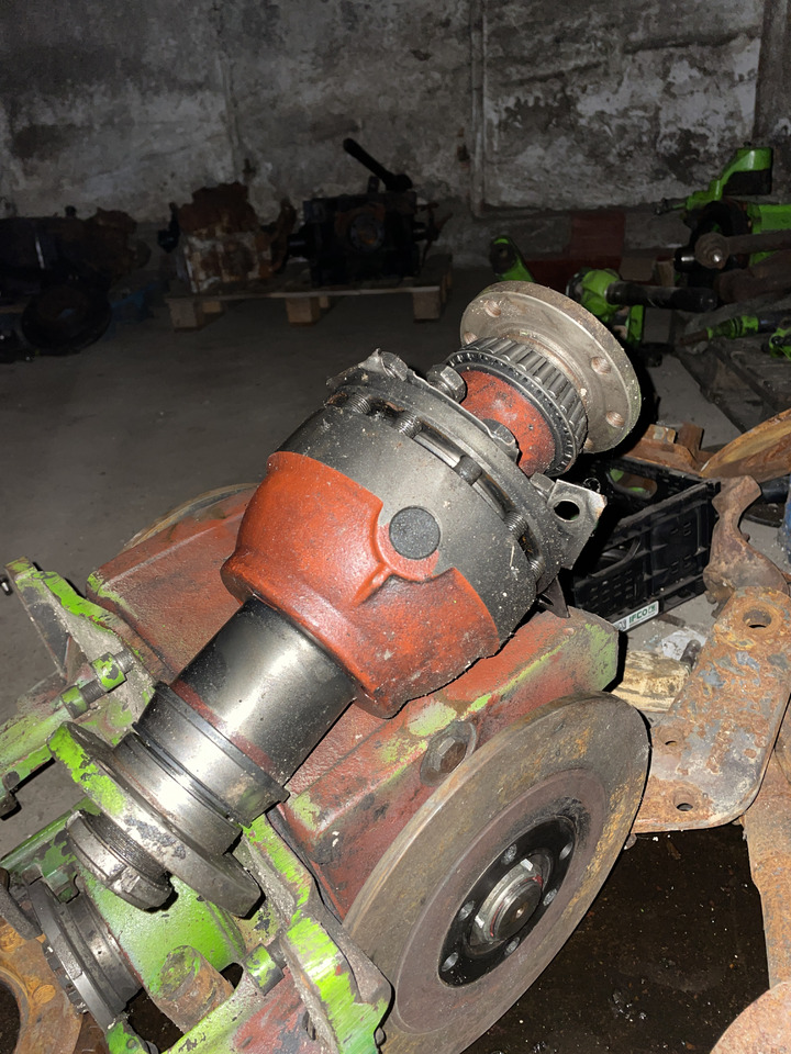Merlo - mechanizm róźnicowy dyferencjał dyfer z blokadą - Diferenciālis - Lauksaimniecības tehnika: foto 2 Merlo - mechanizm róźnicowy dyferencjał dyfer z blokadą - Diferenciālis - Lauksaimniecības tehnika: foto 2