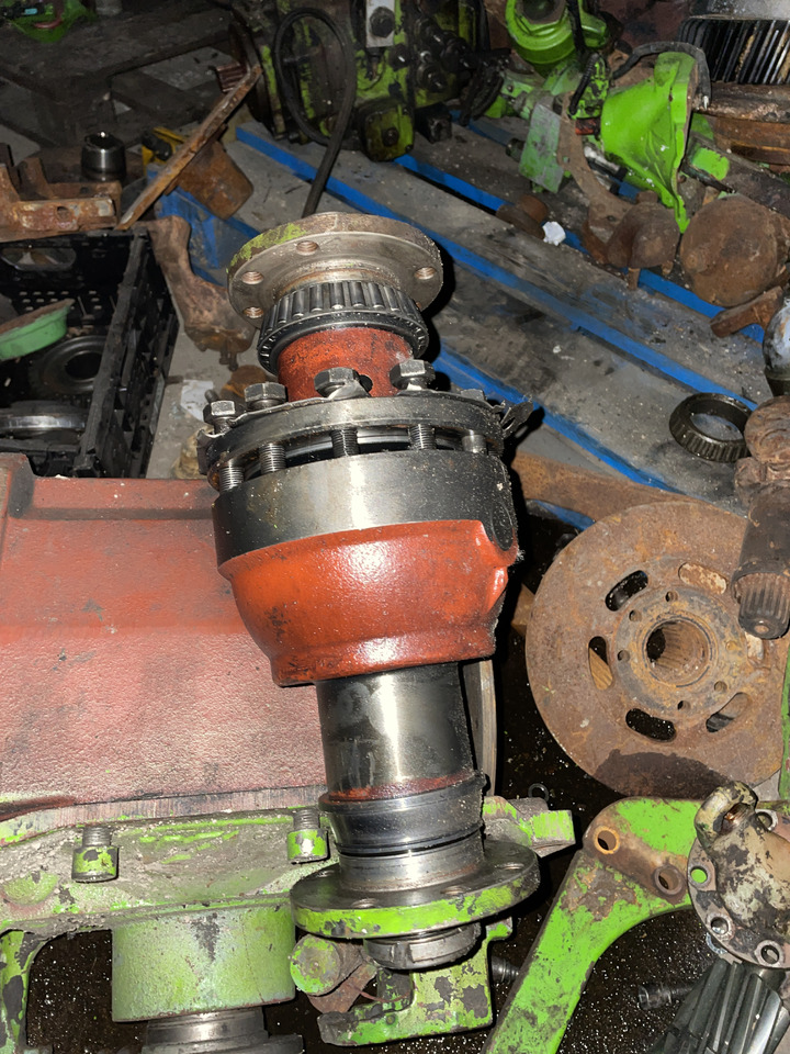 Merlo - mechanizm róźnicowy dyferencjał dyfer z blokadą - Diferenciālis - Lauksaimniecības tehnika: foto 3 Merlo - mechanizm róźnicowy dyferencjał dyfer z blokadą - Diferenciālis - Lauksaimniecības tehnika: foto 3