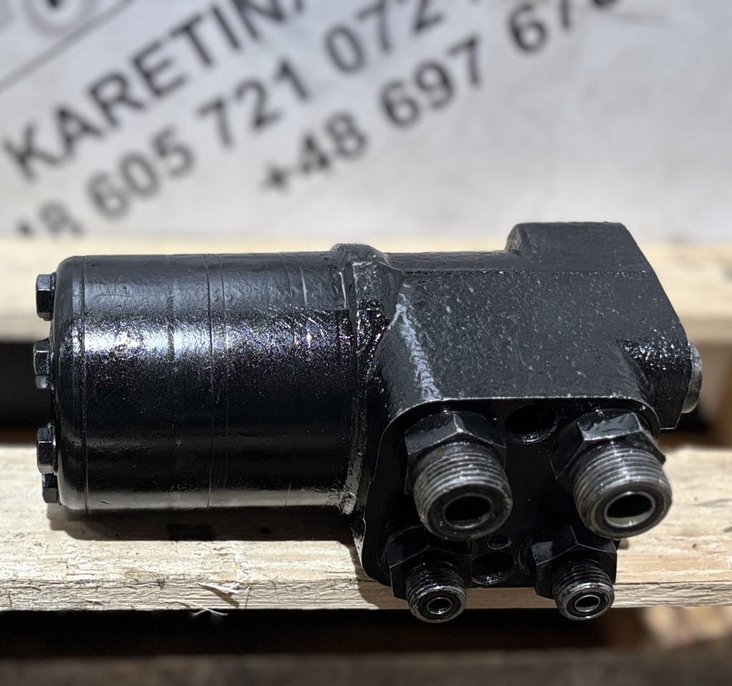 New Holland Orbitrol T6070 T6080 T6090 T7060 T7070 CASE Puma 47136607 - Stūres pastiprinātāja sūknis - Lauksaimniecības tehnika: foto 1 New Holland Orbitrol T6070 T6080 T6090 T7060 T7070 CASE Puma 47136607 - Stūres pastiprinātāja sūknis - Lauksaimniecības tehnika: foto 1