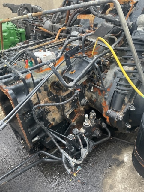 New holland T6030 - T6090 , New holland T7.140-T7.210 most napędowy Tylni , Atak mechanizm róźnicowy - Asis un rezerves daļas - Lauksaimniecības tehnika: foto 4 New holland T6030 - T6090 , New holland T7.140-T7.210 most napędowy Tylni , Atak mechanizm róźnicowy - Asis un rezerves daļas - Lauksaimniecības tehnika: foto 4