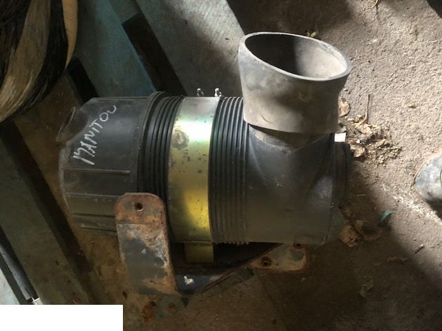 Obudowa Filtra Powietrza - Manitou - Gaisa filtrs - Lauksaimniecības tehnika: foto 1 Obudowa Filtra Powietrza - Manitou - Gaisa filtrs - Lauksaimniecības tehnika: foto 1