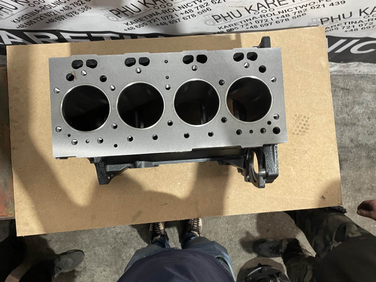 Perkins 1004.40 - blok silnika AA, AB, AC, AD, AG, AH - ZZ50293 ZZ50293 ZZ50264 NOWY - Cilindru bloks - Lauksaimniecības tehnika: foto 4 Perkins 1004.40 - blok silnika AA, AB, AC, AD, AG, AH - ZZ50293 ZZ50293 ZZ50264 NOWY - Cilindru bloks - Lauksaimniecības tehnika: foto 4