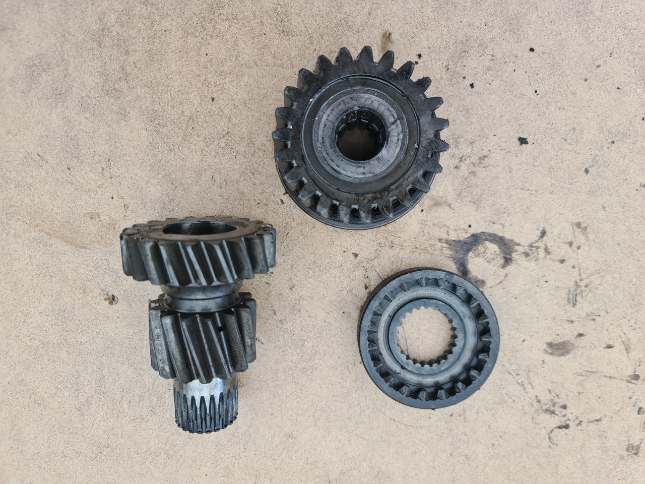 SAME Explorer II 2 CZĘŚCI Tryby Docisk Łożysko - Sajūgs un rezerves daļas - Lauksaimniecības tehnika: foto 1 SAME Explorer II 2 CZĘŚCI Tryby Docisk Łożysko - Sajūgs un rezerves daļas - Lauksaimniecības tehnika: foto 1