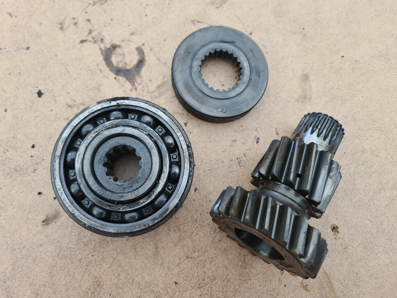 SAME Explorer II 2 CZĘŚCI Tryby Docisk Łożysko - Sajūgs un rezerves daļas - Lauksaimniecības tehnika: foto 5 SAME Explorer II 2 CZĘŚCI Tryby Docisk Łożysko - Sajūgs un rezerves daļas - Lauksaimniecības tehnika: foto 5