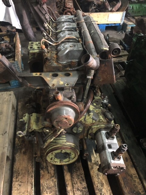 Silnik MWM 226-4 Fendt Renault pompa paliwa słupek czesci głowica - Dzinējs un rezerves daļas - Lauksaimniecības tehnika: foto 1 Silnik MWM 226-4 Fendt Renault pompa paliwa słupek czesci głowica - Dzinējs un rezerves daļas - Lauksaimniecības tehnika: foto 1