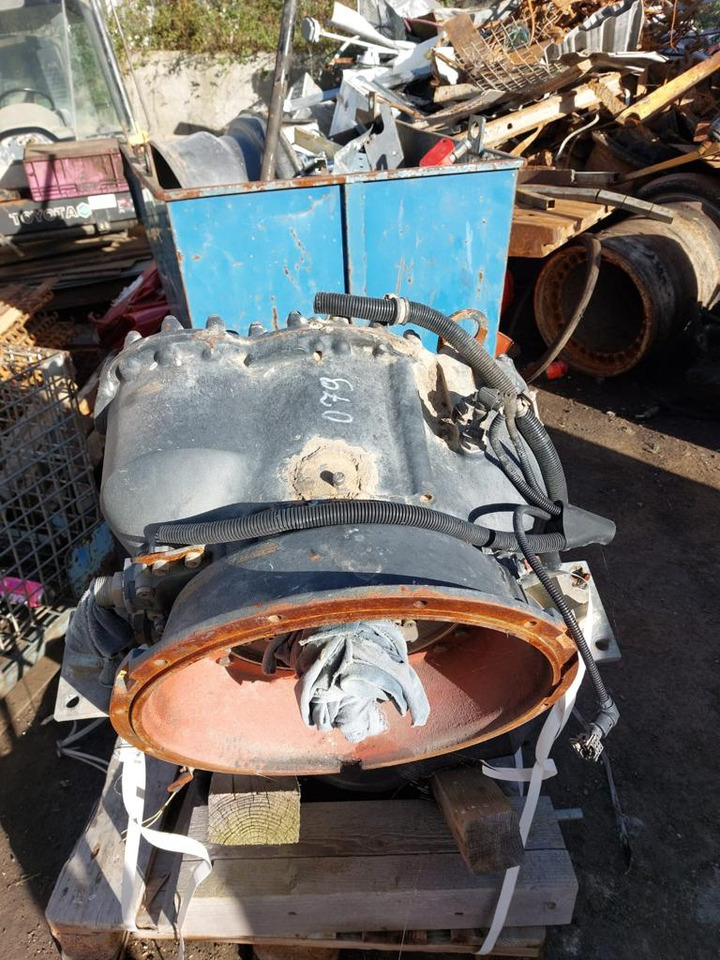 Skrzynia biegów ZF 4WG 4WG-210 Hitachi Case Komatsu - Pārnesumkārba - Lauksaimniecības tehnika: foto 4 Skrzynia biegów ZF 4WG 4WG-210 Hitachi Case Komatsu - Pārnesumkārba - Lauksaimniecības tehnika: foto 4