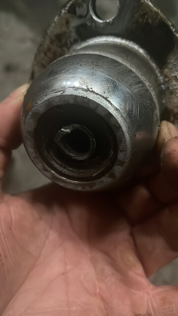 Sworzeń Zwrotnicy pod czujnik - Case | New Holland | Stayer - Grozāmass - Lauksaimniecības tehnika: foto 1 Sworzeń Zwrotnicy pod czujnik - Case | New Holland | Stayer - Grozāmass - Lauksaimniecības tehnika: foto 1