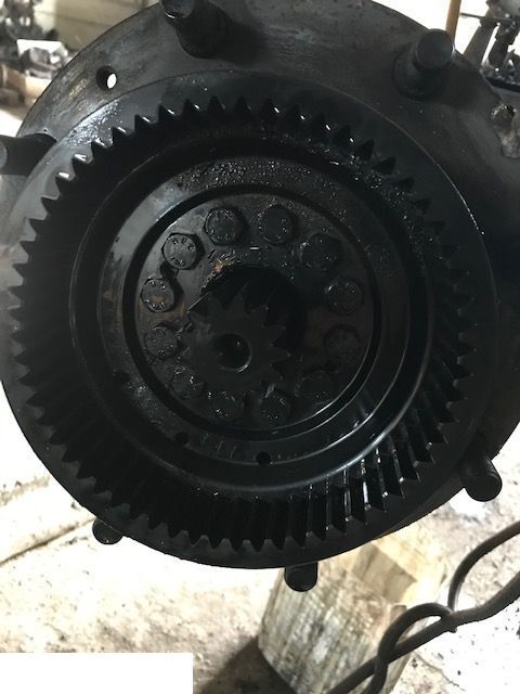 VALTRA 900 - Most Przedni - Priekšējā ass - Lauksaimniecības tehnika: foto 4 VALTRA 900 - Most Przedni - Priekšējā ass - Lauksaimniecības tehnika: foto 4