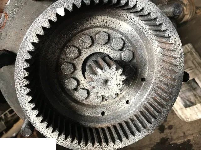 VALTRA 900 - Zwrotnica - Grozāmass - Lauksaimniecības tehnika: foto 1 VALTRA 900 - Zwrotnica - Grozāmass - Lauksaimniecības tehnika: foto 1