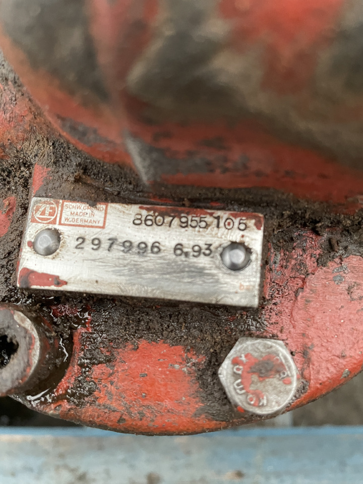 ZF 4PW45H1 Zettelmayer Volvo - skrzynia biegów - pompa tłokowa 8607955105 - Pārnesumkārba - Lauksaimniecības tehnika: foto 4 ZF 4PW45H1 Zettelmayer Volvo - skrzynia biegów - pompa tłokowa 8607955105 - Pārnesumkārba - Lauksaimniecības tehnika: foto 4